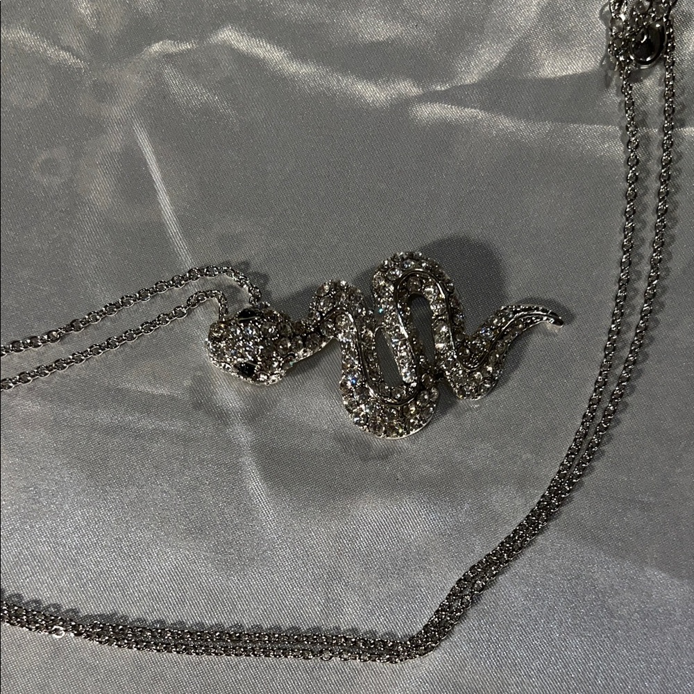 Elegant Silver Snake Pendant Necklace 13 Inch chain 2in extension new